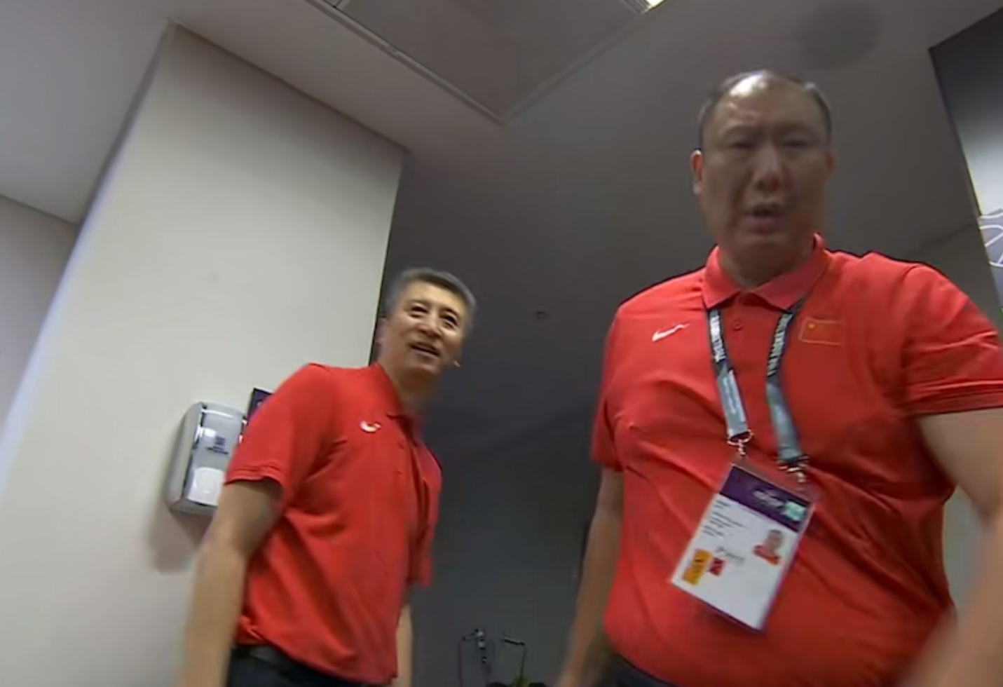 领导也都倍, 跟上世界潮, 完美的输出 领导也都倍, 跟上世界潮, 完美的输出