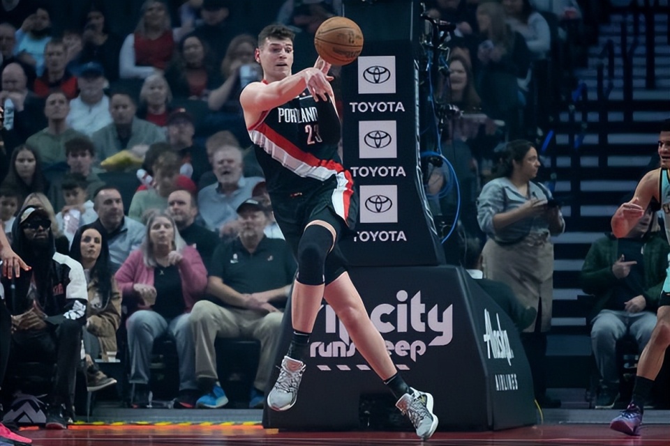 他也在账号, 了德安德烈