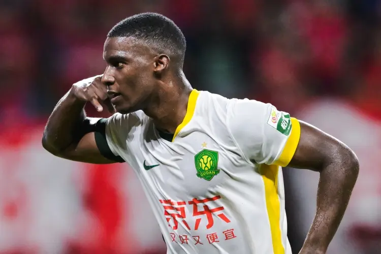 的期待, 澳超球队